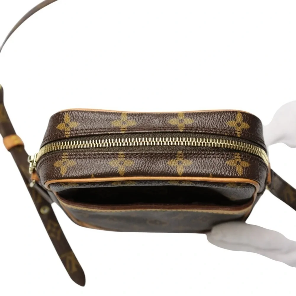 LOUIS VUITTON Brown Monogram Canvas Shoulder Bag